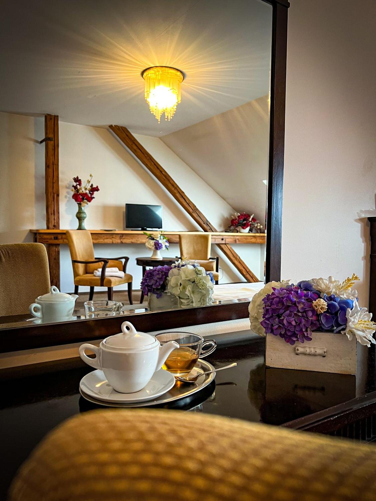 Hotel U Zeleneho Stromu Nepomuk Ngoại thất bức ảnh