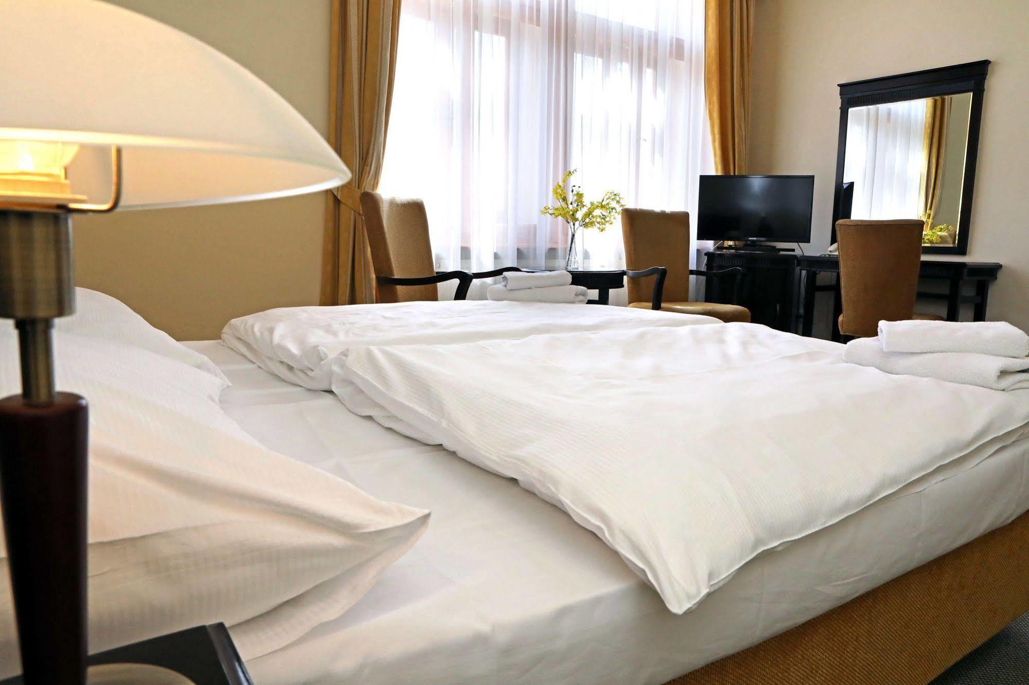 Hotel U Zeleneho Stromu Nepomuk Ngoại thất bức ảnh